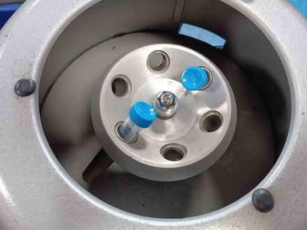 Photo of free Gallencamp Centrifuge (s17 3qu) #4