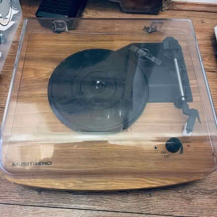 Photo of free Musitrend record player - no power supply (Thornton Heath CR7) #2