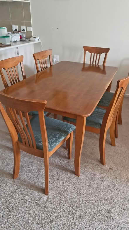 Photo of free household furniture & items (182/15 Cockcroft Avenue Monash) #2