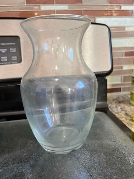 Photo of free Vase (SE DC (SE DC (Ward 7)) #1