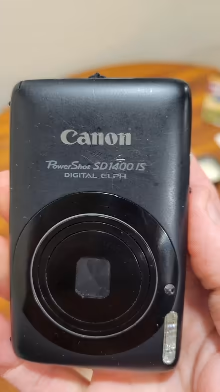 Photo of free Point & shoot camera (Aberdeen by train station) #2