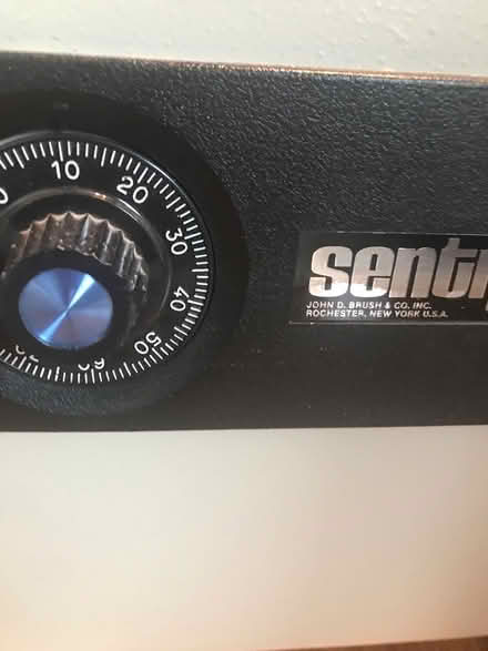 Photo of free Floor Safe (5 Alvina, San Rafael) #1