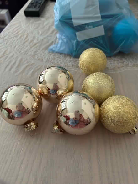 Photo of free Christmas decorations. RM13 8TP (Rainham) #1
