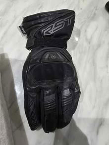 Photo of free Motorcycle Boots And Heated Gloves (Stifford Clays RM16) #1