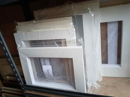 Photo of free White card picture mounts (Woolverton BA2) #3