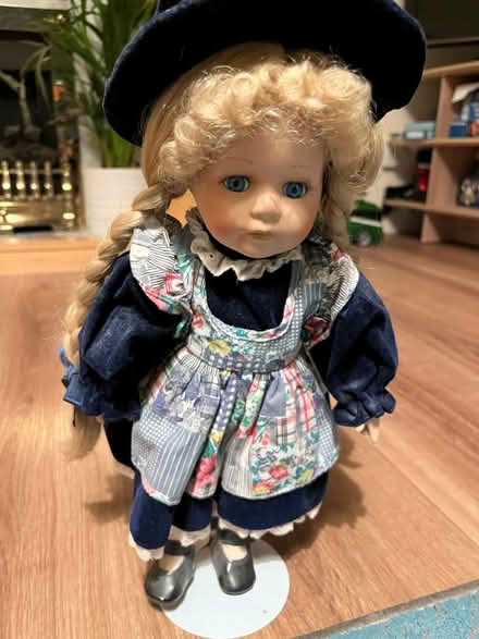 Photo of free China doll (RG30 Tilehurst) #1