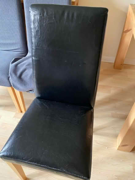 Photo of free Dining room chairs (Oakwood derby) #4