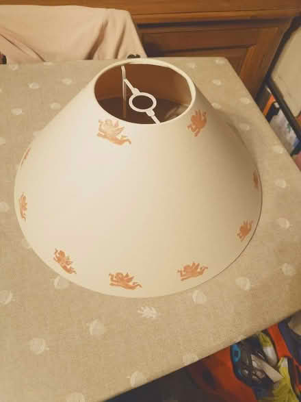 Photo of free Lampshade with cherub motifs (Castle MK40) #1