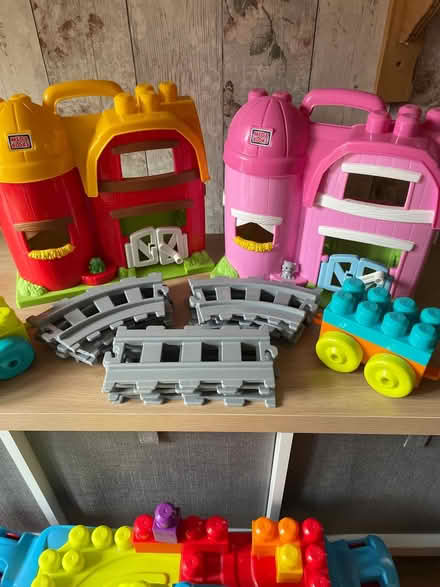 Photo of free Duplo / Mega Blocks (Redhill, Surrey RH1 2) #3