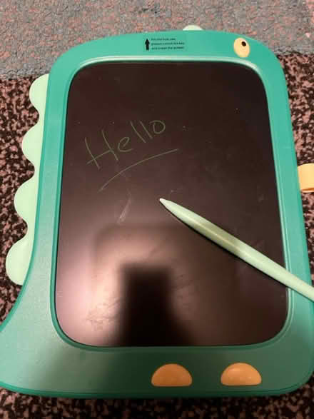 Photo of free Toddler drawing screen (RG30 Tilehurst) #1
