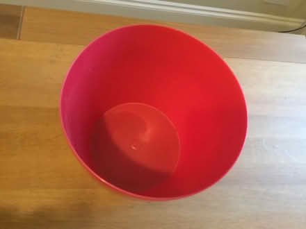 Photo of free Large plastic pot (Berkhamsted HP4) #2