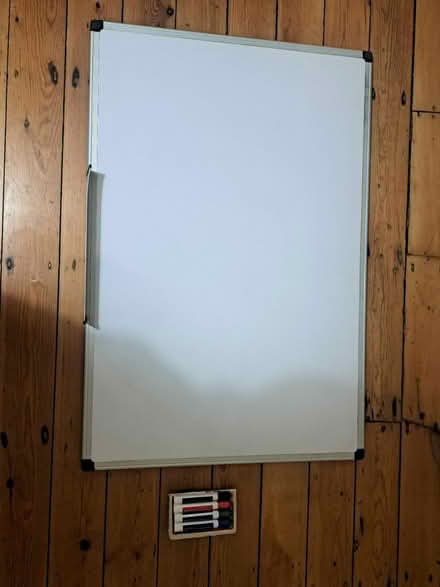 Photo of free Whiteboard + markers (W45sb) #1