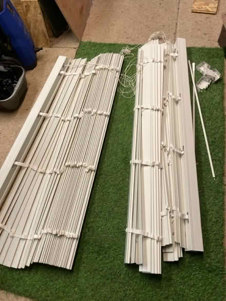 Photo of free White slatted blinds (RG4 Upper Woodcote Road) #1
