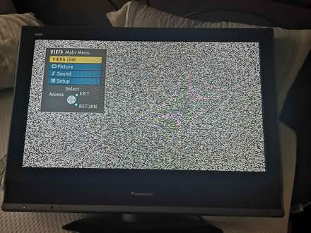 Photo of free 32 Inch LCD TV with Remote (Calne, Wiltshire) #1