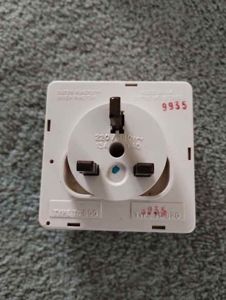 Photo of free Timer plugs - still working! (Dorridge B93) #2