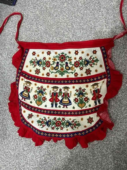 Photo of free Vintage apron (Beauchief S8) #1