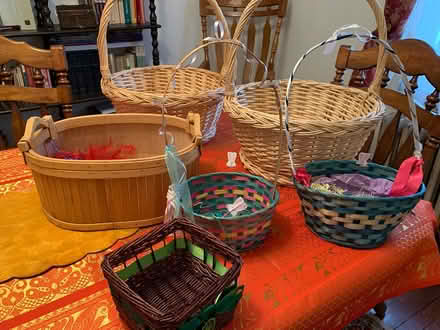 Photo of free Baskets (Briarwood, Queens) #2