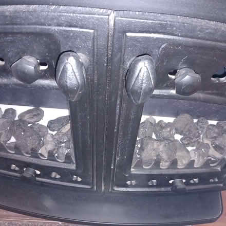 Photo of free VILLAGER electric 'woodburner' style heater - SPARES ONLY (Ewelme OX10) #3