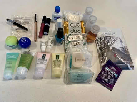 Photo of free Small bag of travel toiletries (Hastings on Hudson) #1
