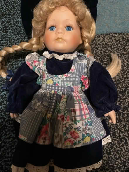 Photo of free China doll (RG30 Tilehurst) #2