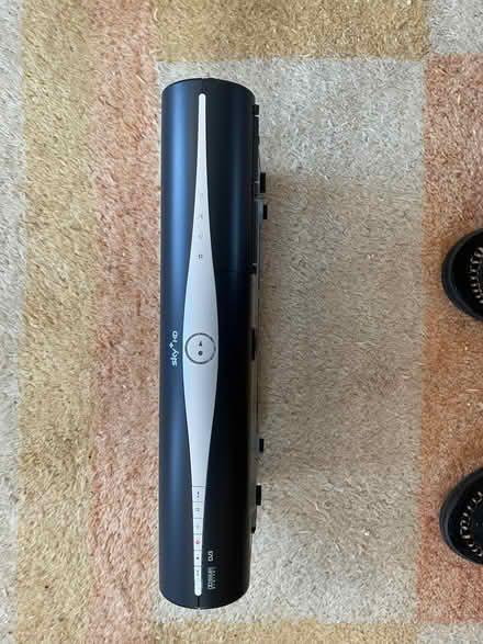 Photo of free Sky Hd+ box (Kendal LA9) #1