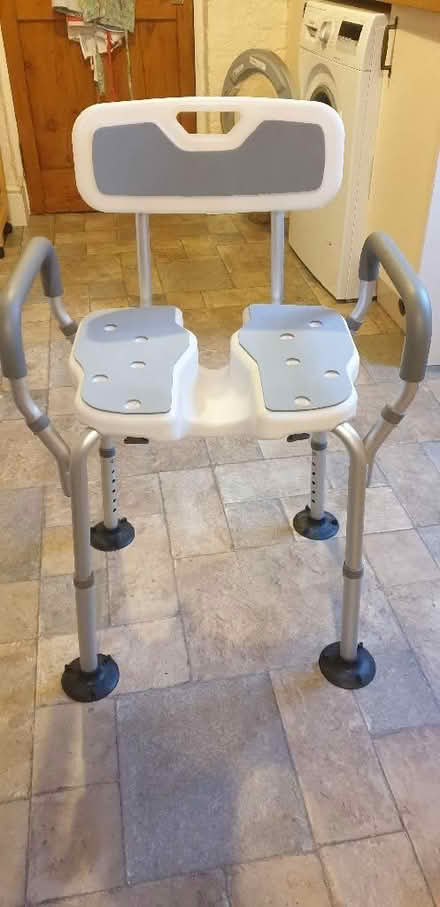 Photo of free Shower Chair (Linslade LU7) #1