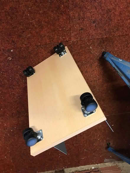 Photo of free Computer cradles & trolley (Wychwood Avenue LU2) #4