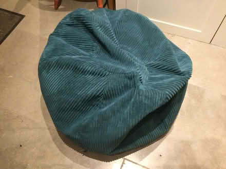 Photo of free Large bean bag (SY4) #1