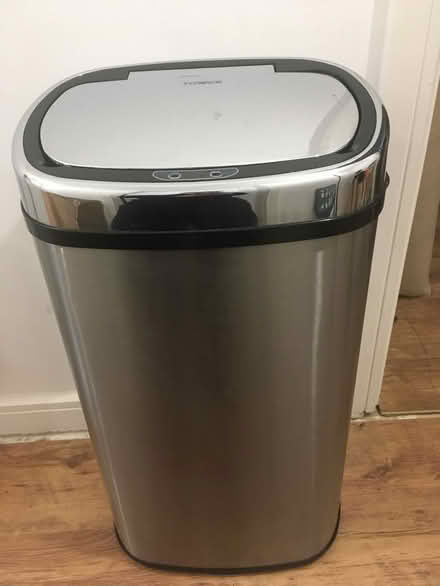 Photo of free Battery operated bin (Oxford, OX4) #1