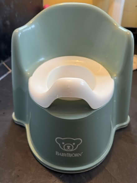 Photo of free BabyBjörn Potty - deep green/white (Esher) #1