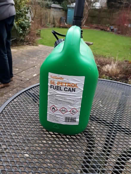 Photo of free Petrol fuel can for lawnmower (Lindfield RH16) #1