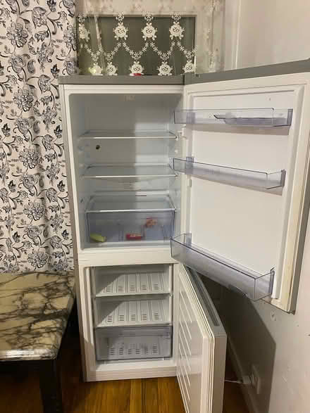 Photo of free Fridgefreezer (Lambeth) #2