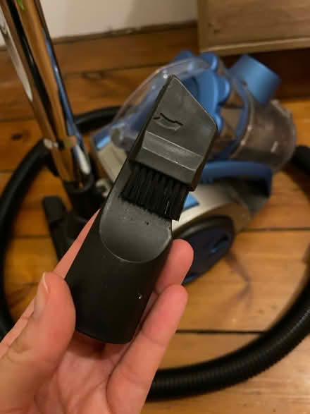 Photo of free Working Bagless Vytronix Vaccuum (EH3) #4