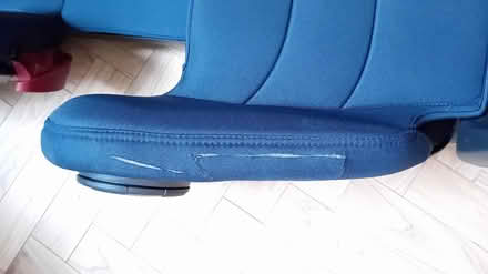 Photo of free Car seat (BD7) #2