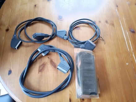 Photo of free Bunch of Video connectors, SCART and DVI (Brookvale RG21) #2