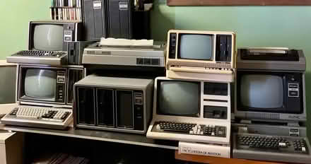 Photo of Computers (Walter's Ash HP14) #1
