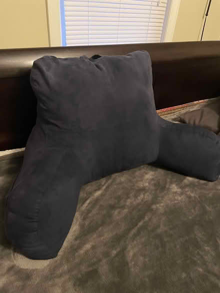 Photo of free Husband pillow (Mount Vernon) #1