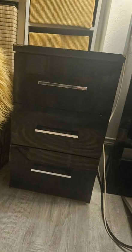 Photo of free Black Glossy Chest of Drawers (Streatham) #1