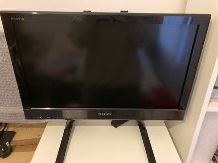 Photo of free Sony Bravia KDL TV (SE19) #1