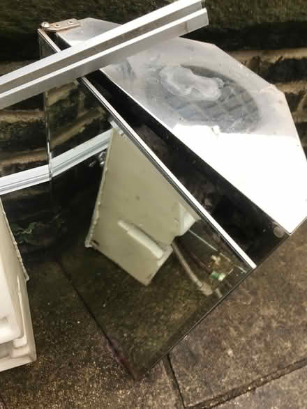 Photo of free Various bathroom items (Shipley, BD18) #2