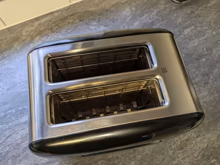 Photo of free Kitchen Aid 2-Slice Electric Toaster (Bedwell SG1) #3
