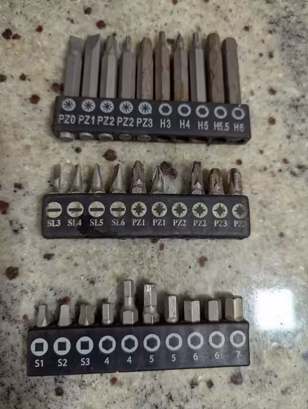 Photo of free Drill & screw set black as per photos (Grangeway area NN10) #1