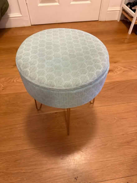Photo of free Stool (Headington OX3) #1