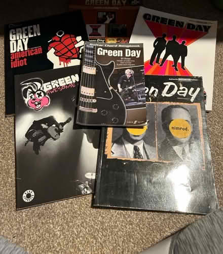 Photo of free Green Day guitar tab books (BD7 (BD7 (Great Horton)) #1
