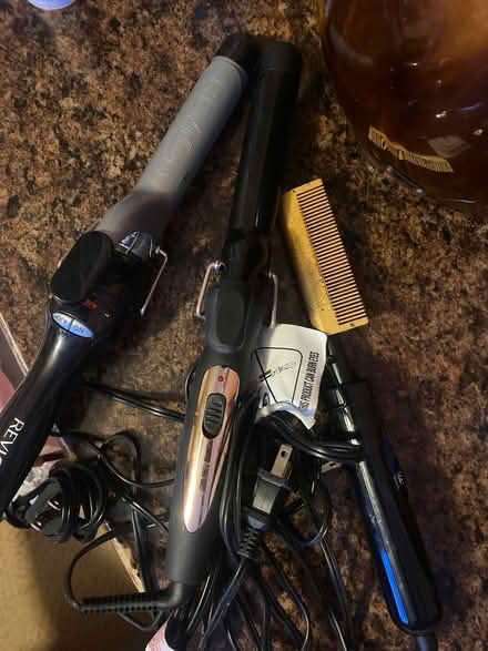 Photo of free 2 curler wands, 1 electric hot comb (Capitol View NE) #1