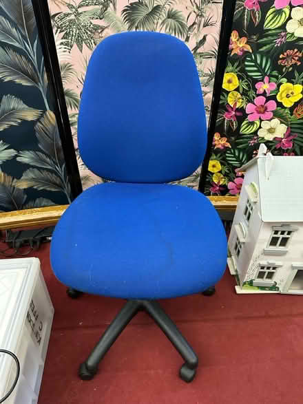 Photo of free Office chair (Windsor SL4) #1