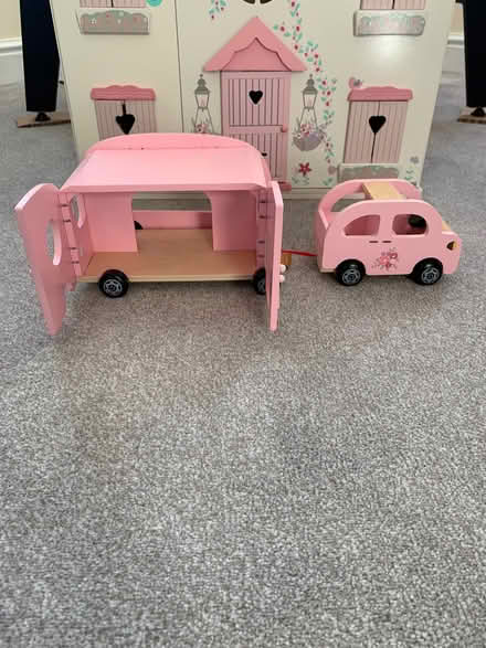 Photo of free Dolls House (Hailsham BN27) #3