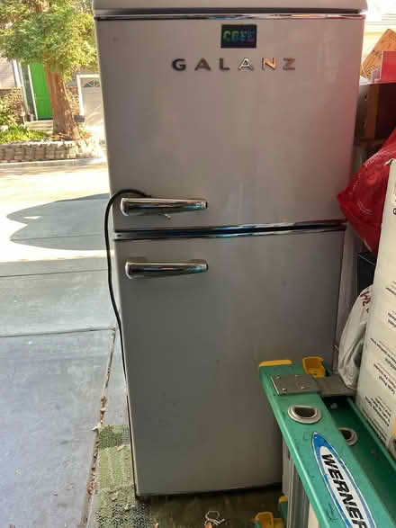 Photo of free 4 cu ft Fridge/Freezer (dorm size) (Sunnyvale CA) #1