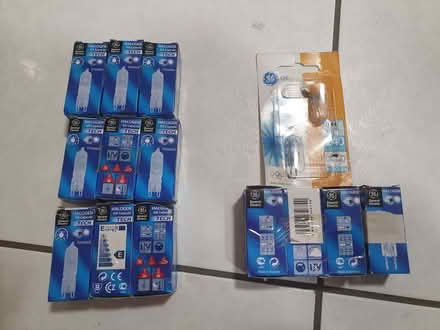 Photo of free G9 and G4 halogen bulbs (IP5) #1
