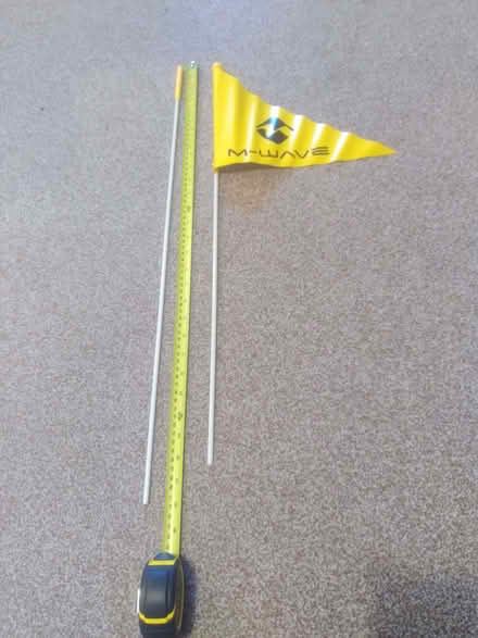 Photo of free bike trailer flag (Yarnton OX5) #2